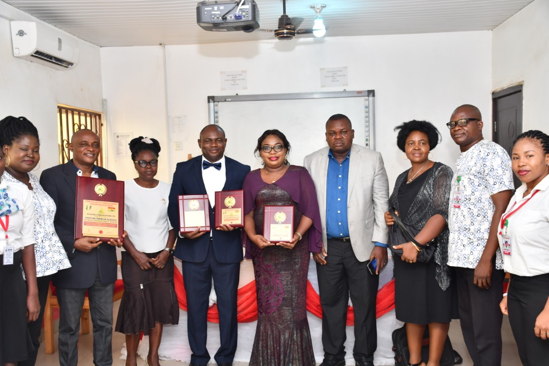 <p>Different awards won by Phostine Premium School</p>