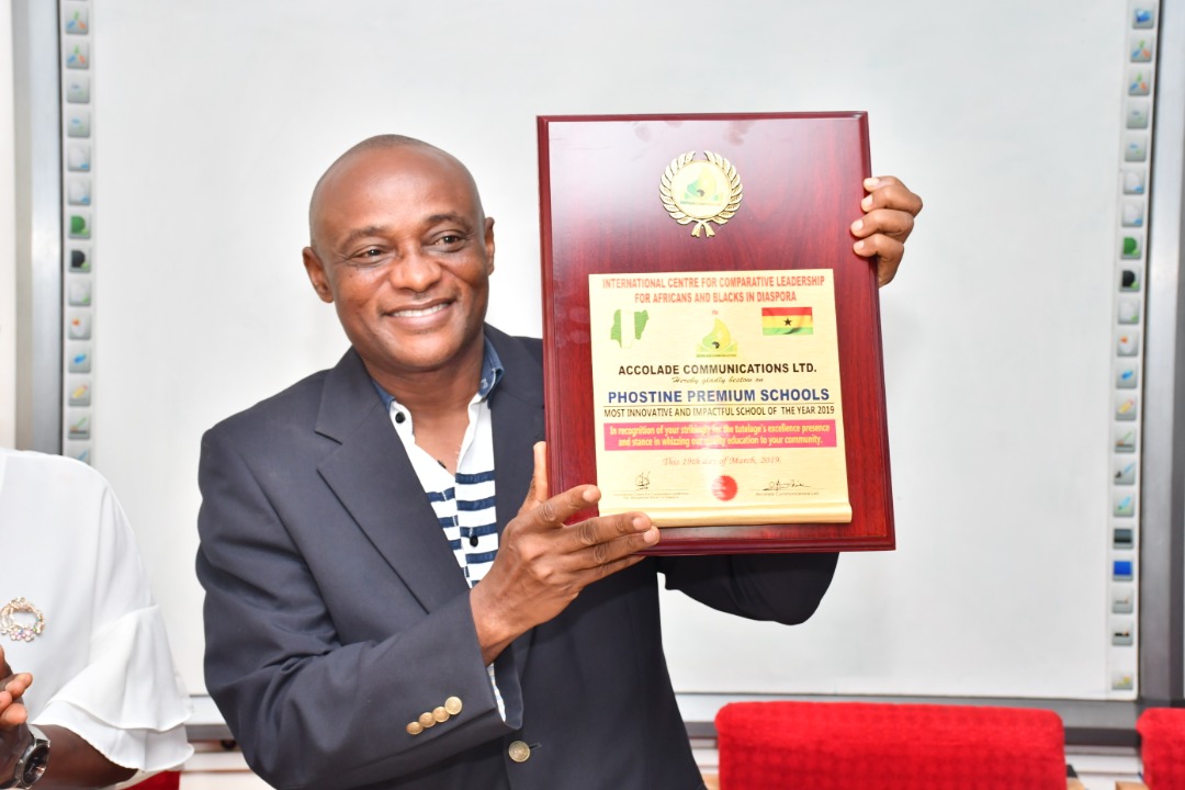 <p>Different awards won by Phostine Premium School</p>